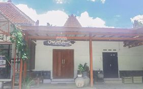 Ndalem Joglo Krawitan Syariah